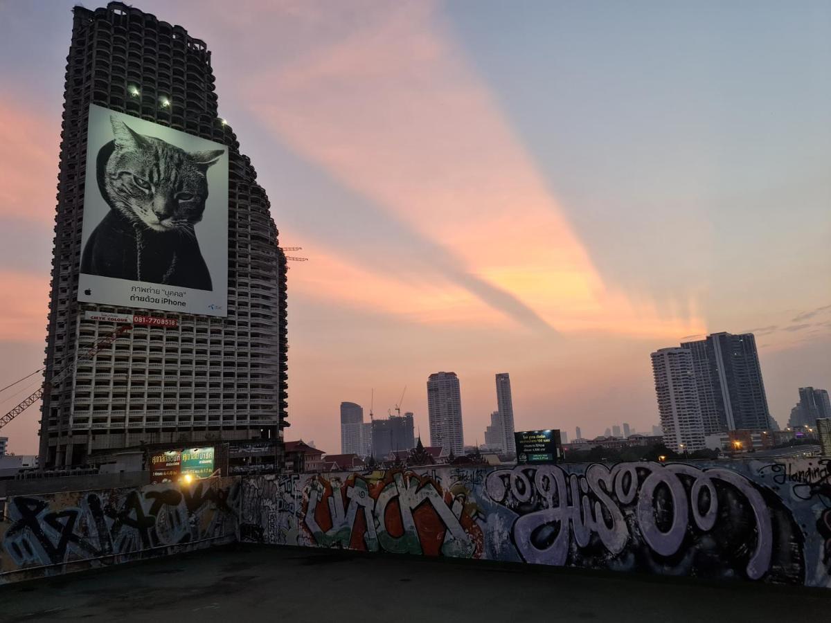 Somewhere To Escape - Hometel Bangkok Exteriör bild